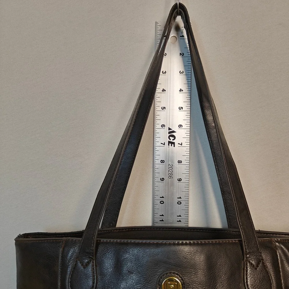 Liz Claiborne liz claiborne